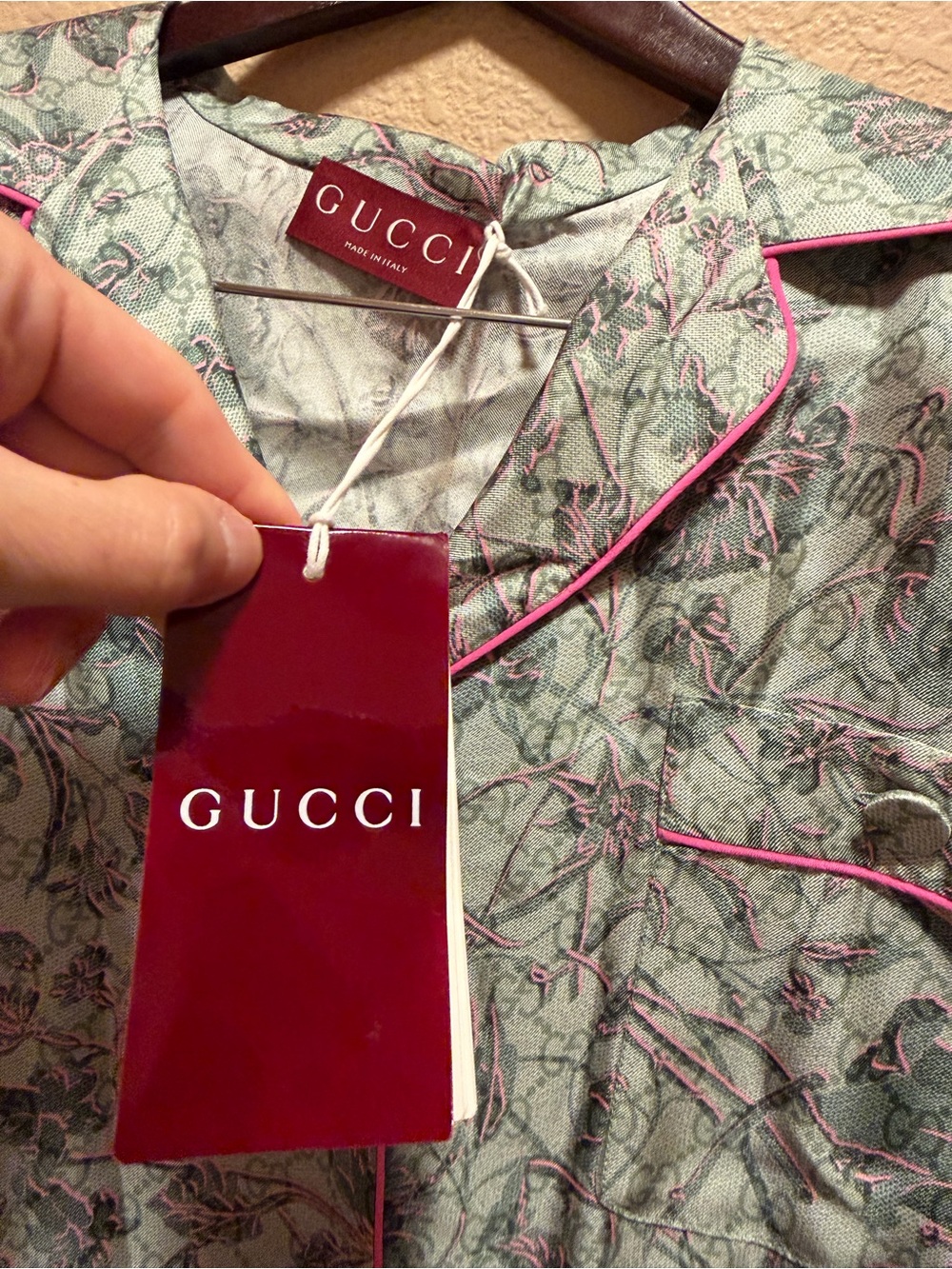 New Gucci GG Supreme Logo Floral Silk Pajamas Sleepwear Green Pink Size 44 US L - Picture 13 of 14